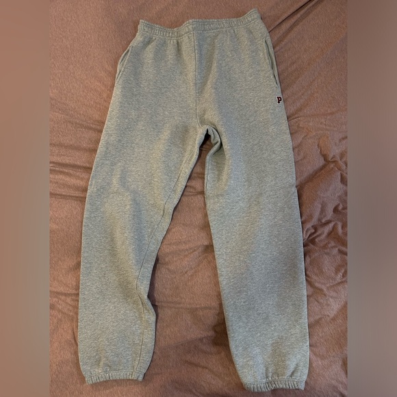 VS PINK collegiate collection, jogging pants, size medium fits like large - Picture 1 of 3